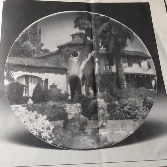 Knowles China Plate "The Mission" - Picture 8 of 10